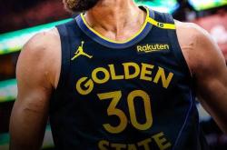 库里重要时刻战术调整，湖人带队取胜！的简单介绍-九游会j9在线