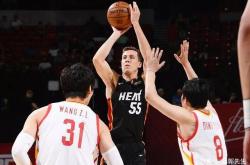 关于罗马训练开放日，国际比赛日主帅复盘引欢呼，NBA常规赛在即，纪律约束更严格的信息-j9九游会真人